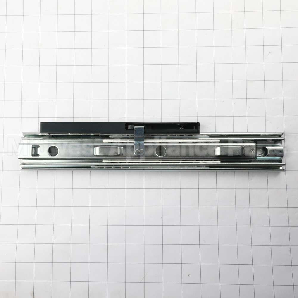 12048721 Bosch Rail