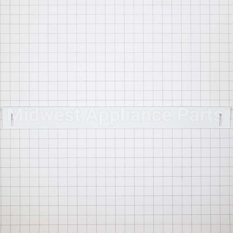 154745501 Frigidaire Toeplate