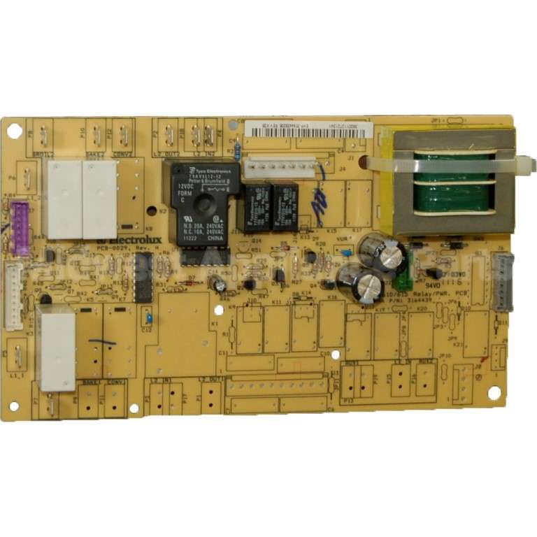 316443920 Frigidaire Board