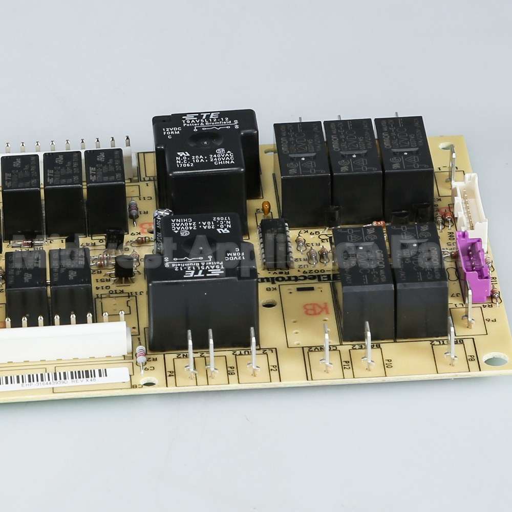 316443939 Frigidaire Board