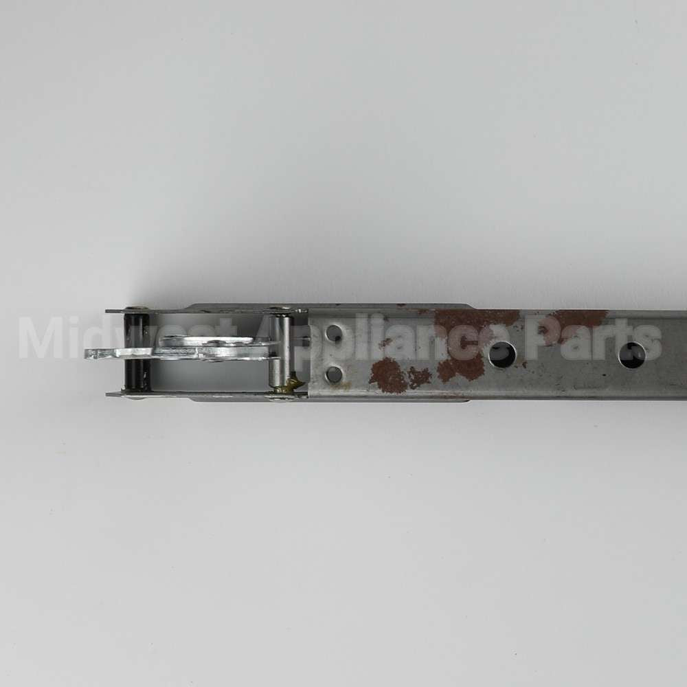 316575948 Frigidaire Hinge