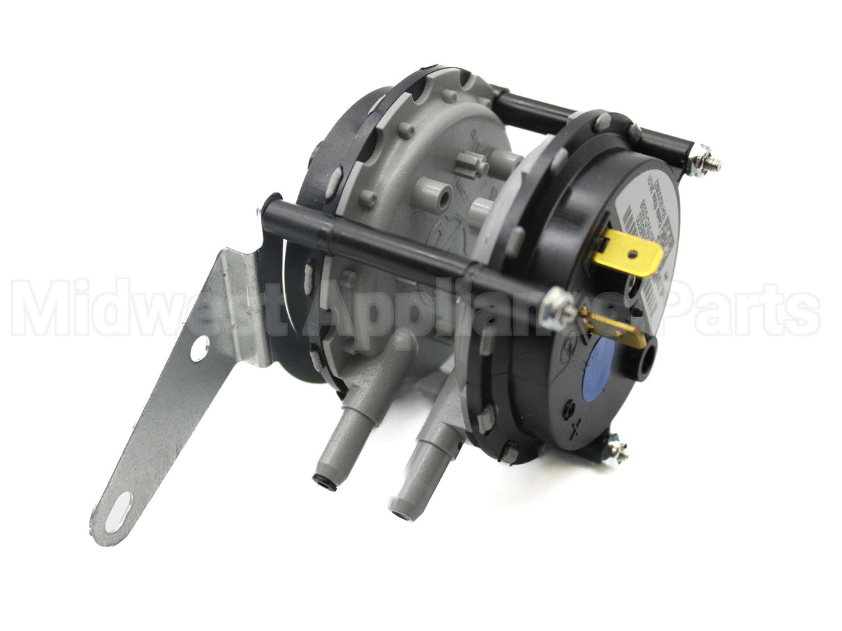 HK06MB020 Carrier Dual Pressure Switch