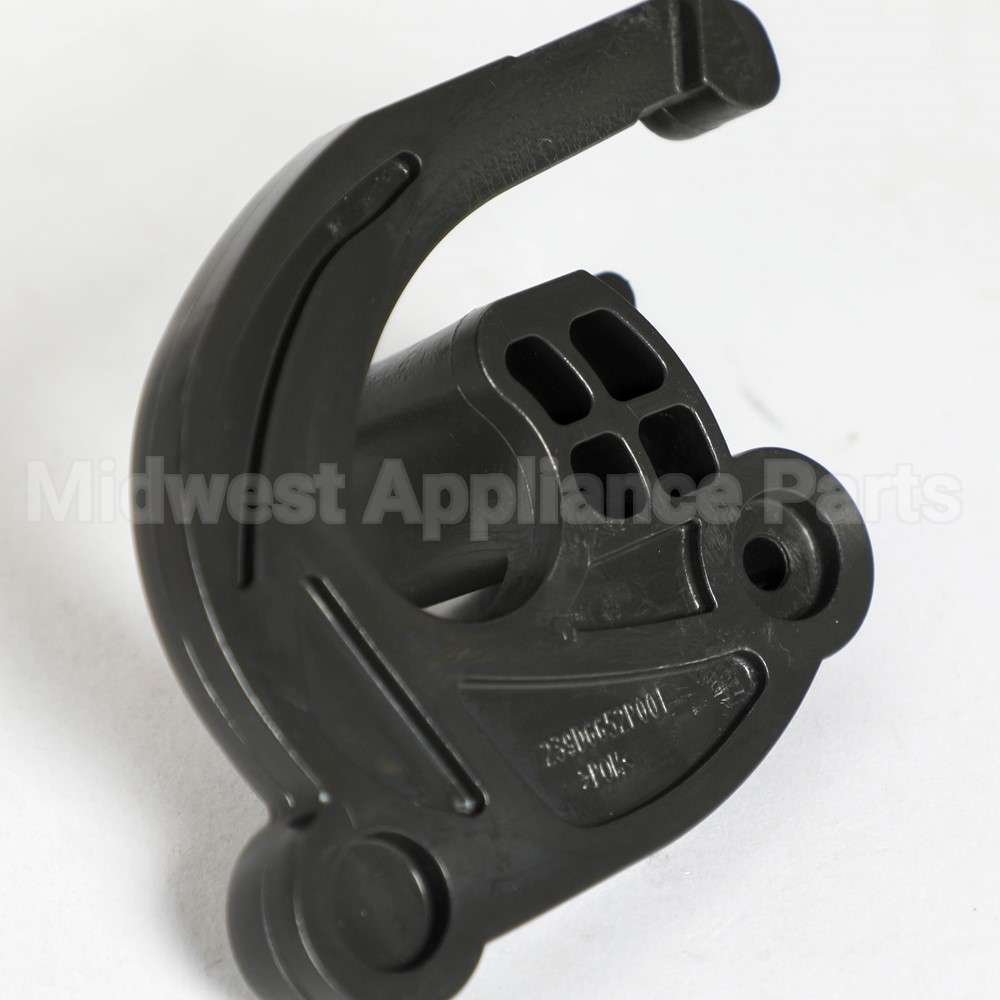 WR11X46105 GE Door Closure Lh