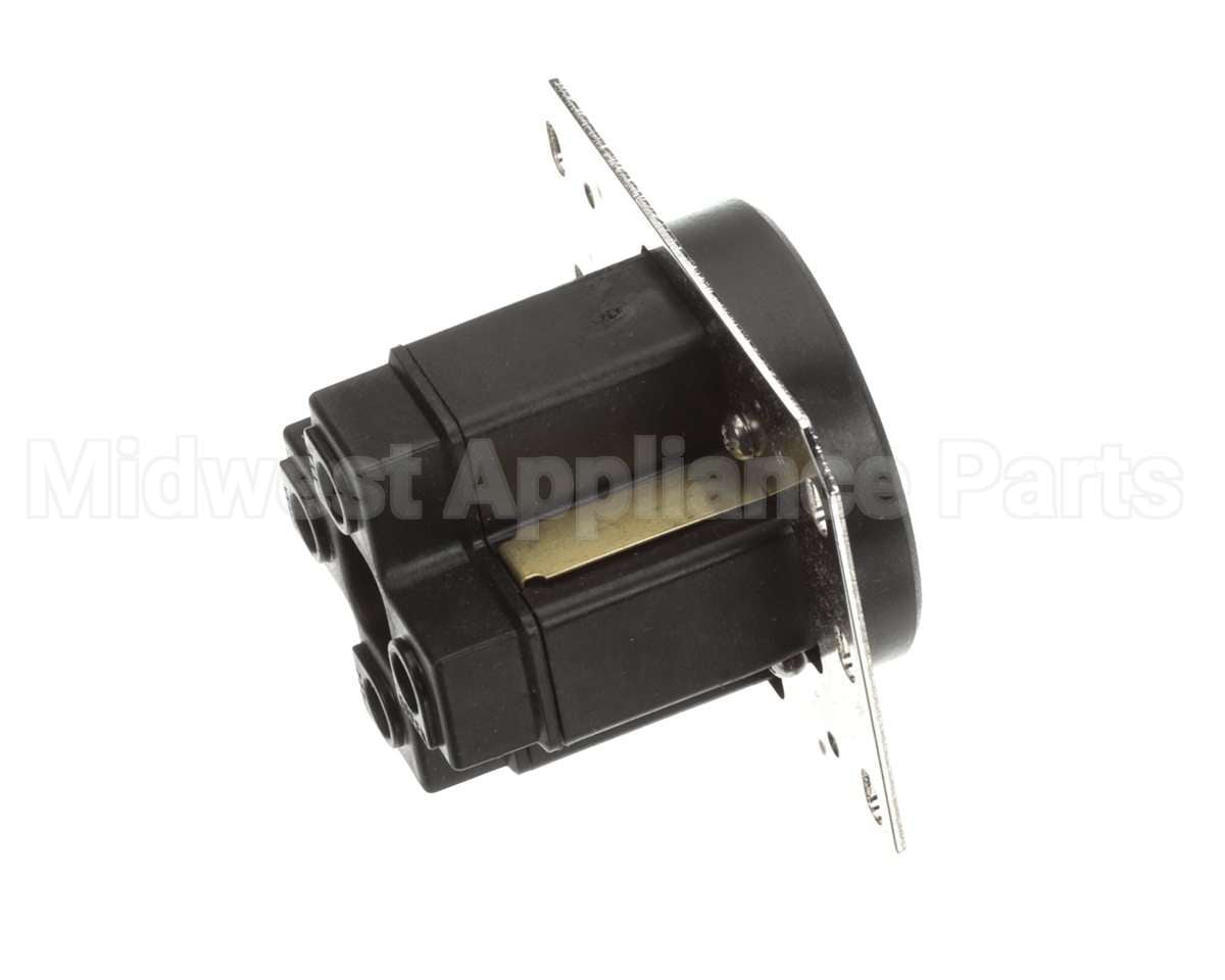 037560 Henny Penny Receptacle-250Vnema 15-60R