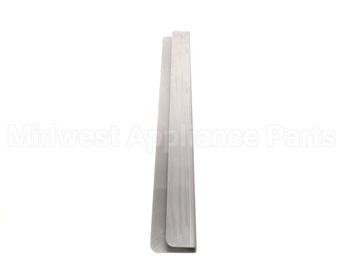100-0014101-001-C Ultrafryer Clip, Filtration Pad 17.5In