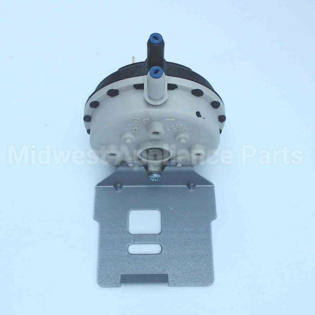 11U72 Lennox Pressure Switch .90