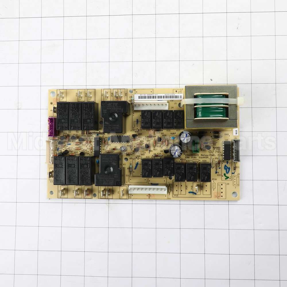 316443928 Frigidaire Board