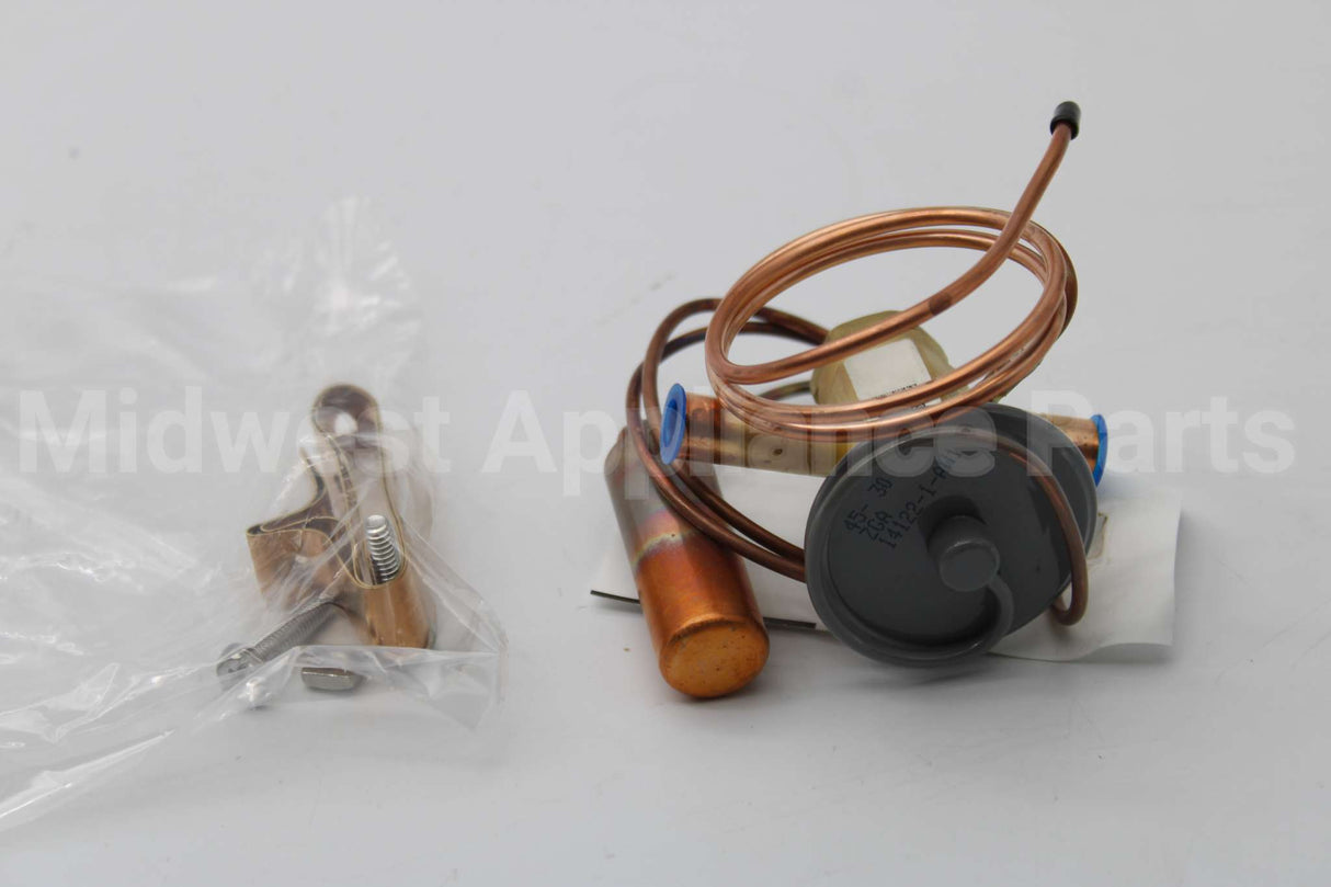 33B0043N03 Climatemaster 3/8X3/8 R410A 2Ton Txv B15 30"