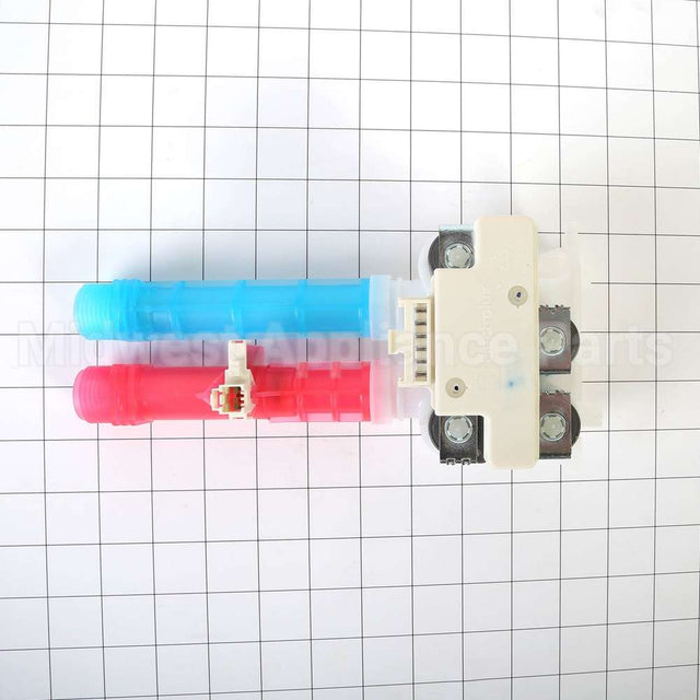 5304528029 Frigidaire Valve Assembly