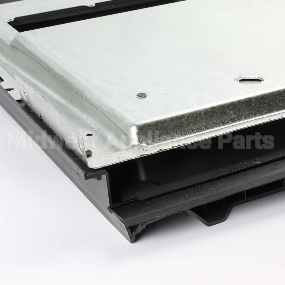 5304532799 Frigidaire Liner Assembly