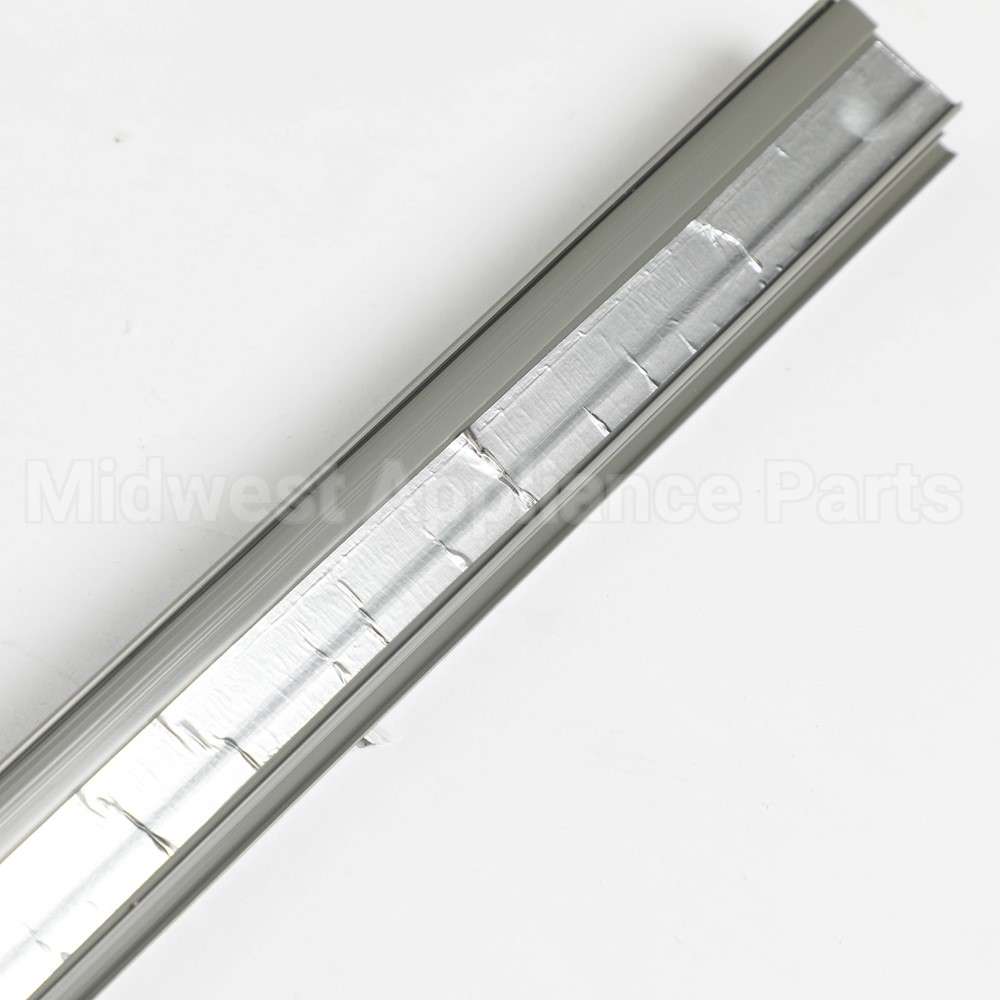 DA64-05215A Samsung Trim Door-Right;Brr9000M,Abs,Xm-0900,Vf