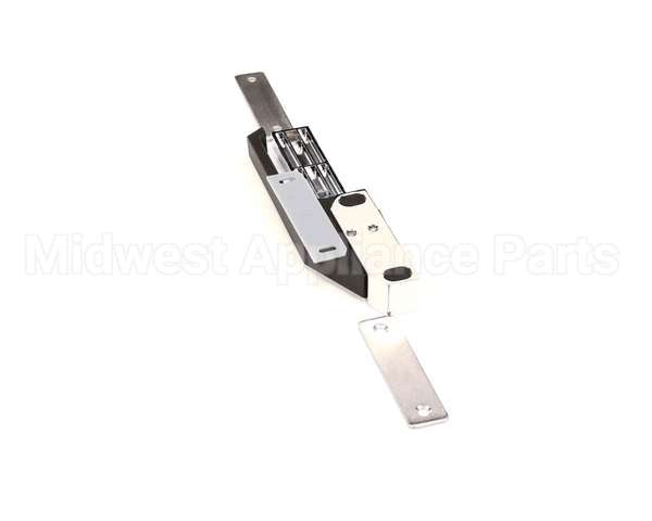 R27-1010X Component Hardware Latch,& Strike 3 3/4 Hole Cntr