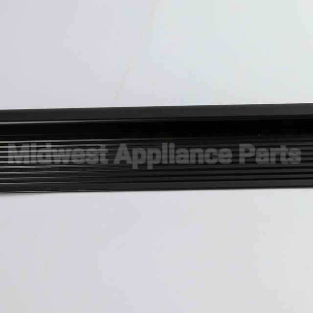 W10859915 Whirlpool Grille-Frt