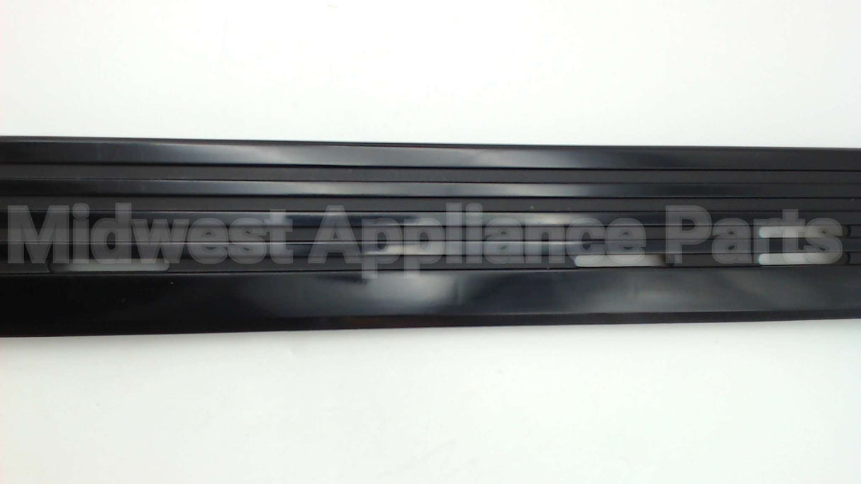WP98017767B Whirlpool Trim-Door